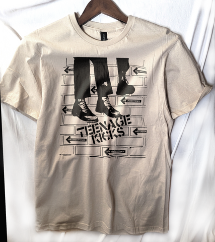 the Undertones band   t shirt  post punk wave power pop